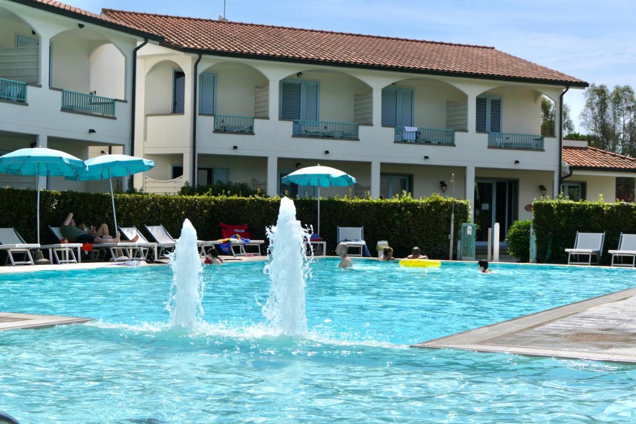 Apartments In Residence In Vada With Swimming Pool 450 Meters From The Sea Extérieur photo